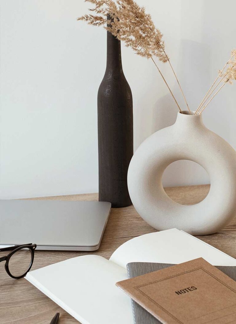 This Stay-at-Home-Mom’s Home Decor Blog Makes 6 Figures